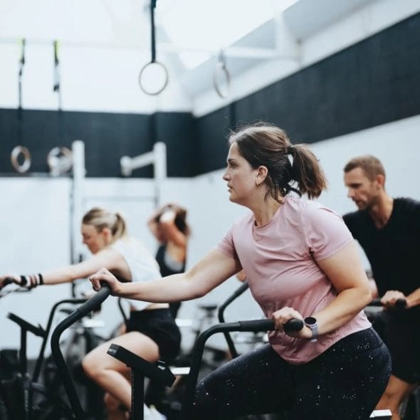 people doing cardio together
